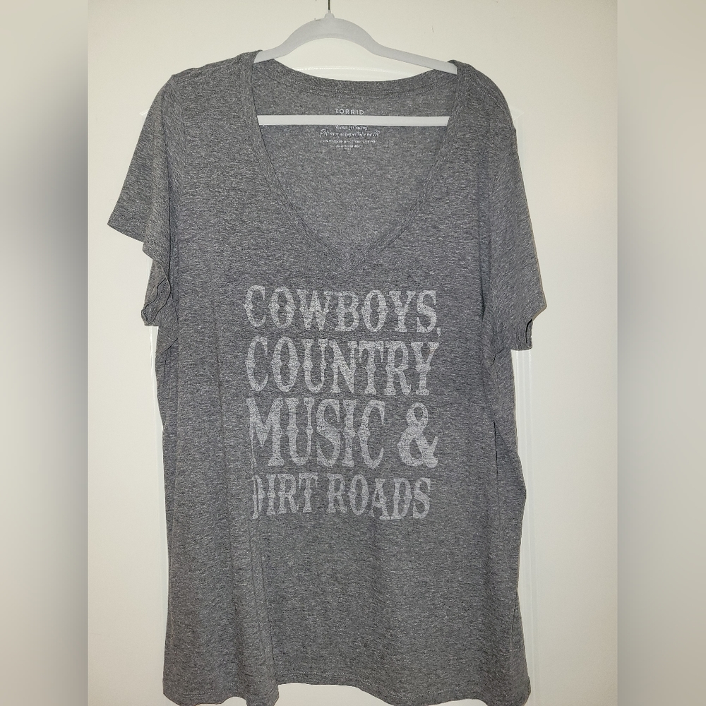 Torrid size 3 shirt